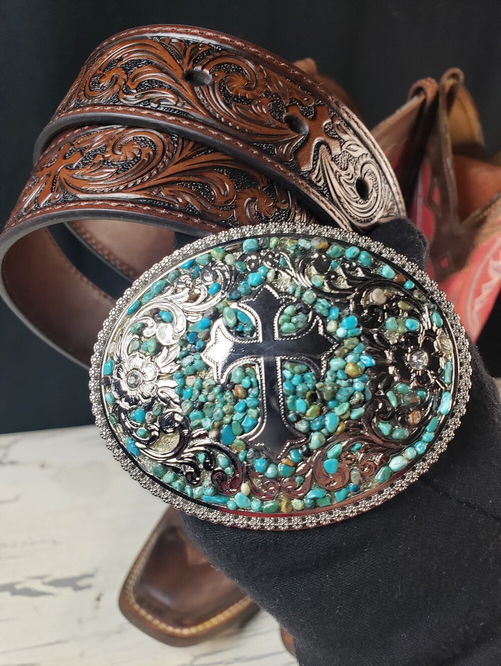 Blazin' Roxx/ Nocona Turquoise Stone Cross Cowboy Belt in size 28 - Picture 5 of 13